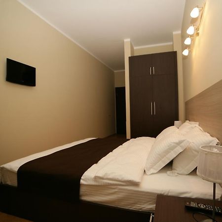 Basilon Hotel Τυφλίδα Δωμάτιο φωτογραφία