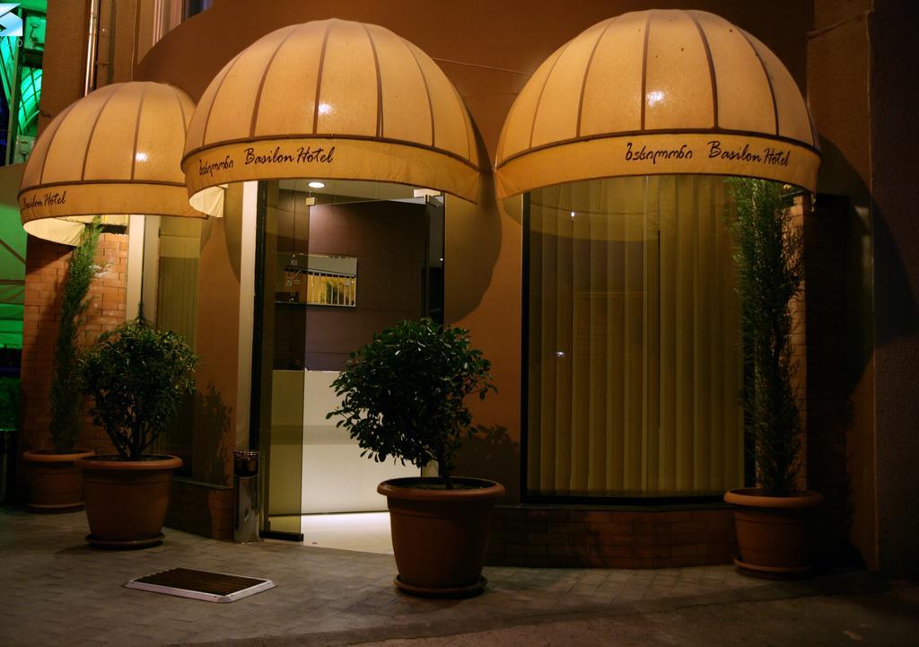 Basilon Hotel Τυφλίδα Εξωτερικό φωτογραφία